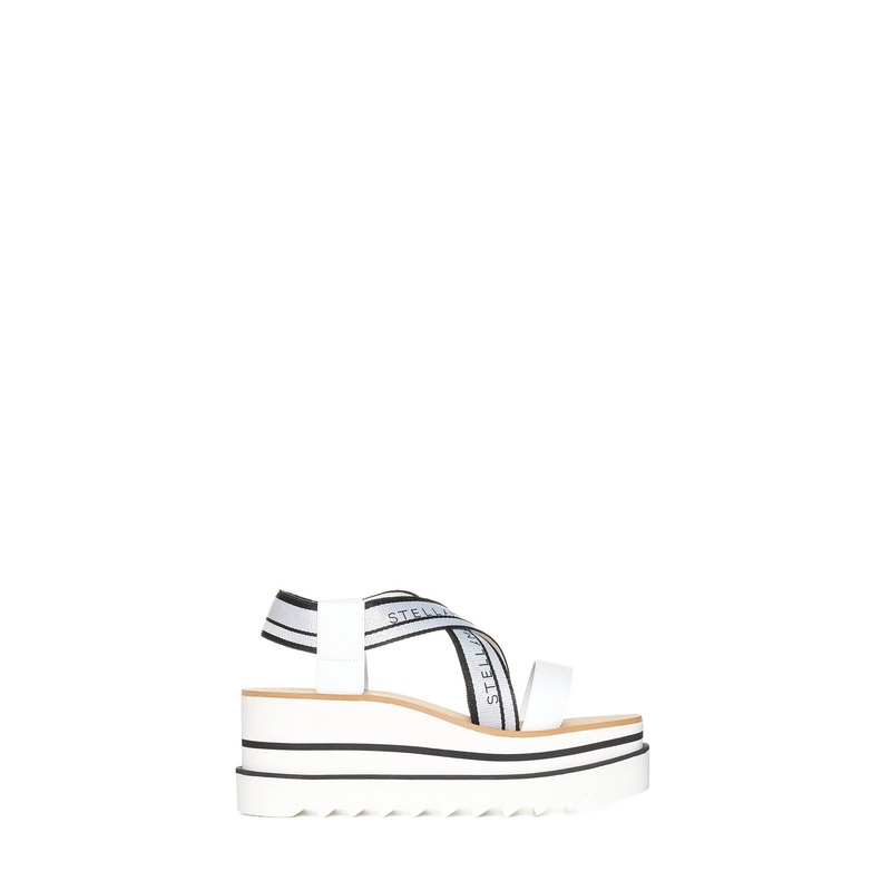 Sneakelyse canvas and alter nappa sandals