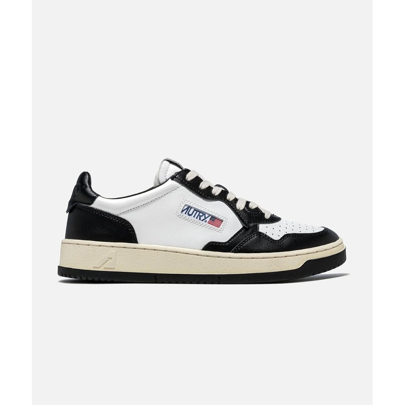 AUTRY DONNA Medalist low sneakers in leather