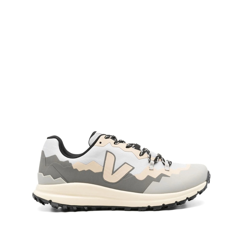 Veja Sneaker in Grey and Almond Beige