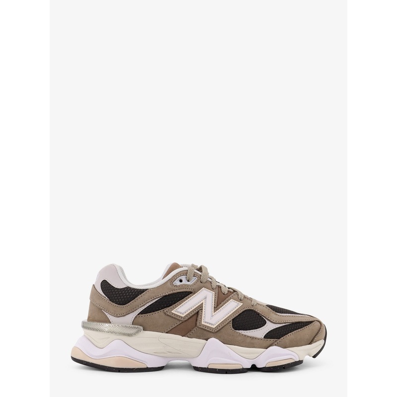New Balance 9060 Low-Top Sneakers