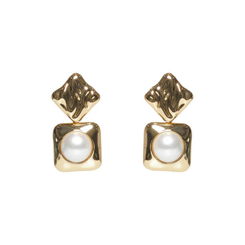 Gold mottled pearl tiered earrings