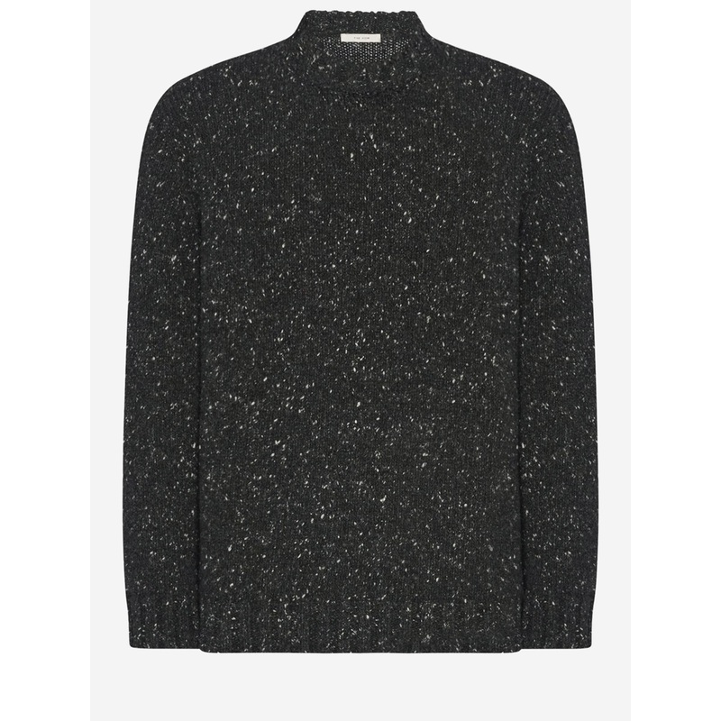 Cashmere Sweater with Seamless Construction