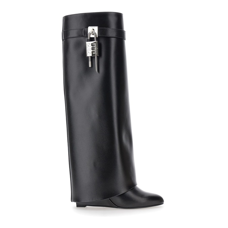 ‘Shark’ Black Boots with Padlock Detail and Slip-On Style in Leather Woman
