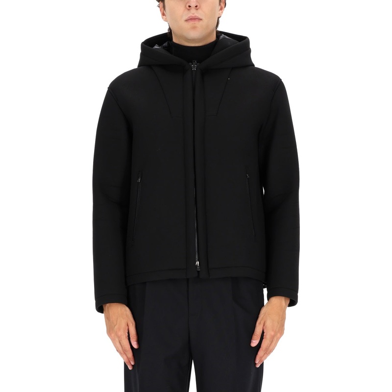 THREELAYER WATERREPELLENT JACKET