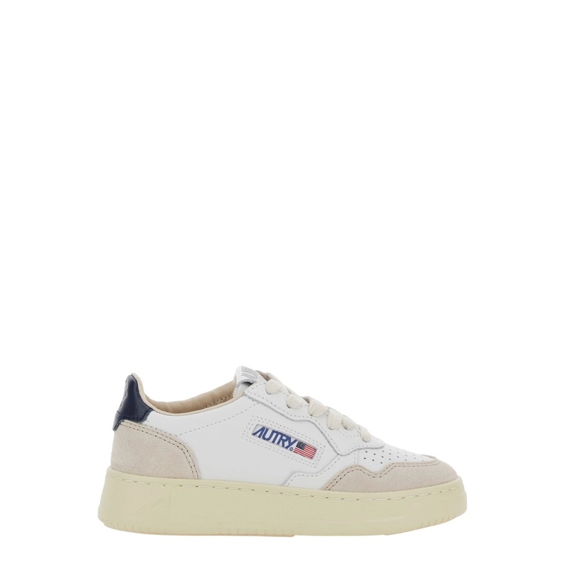 ‘Medalist’ White Low Top Sneakers with Logo Patch on Tongue and Side in Leather Boy