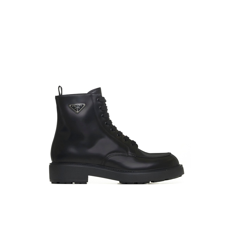 Logo-plaque leather ankle boots