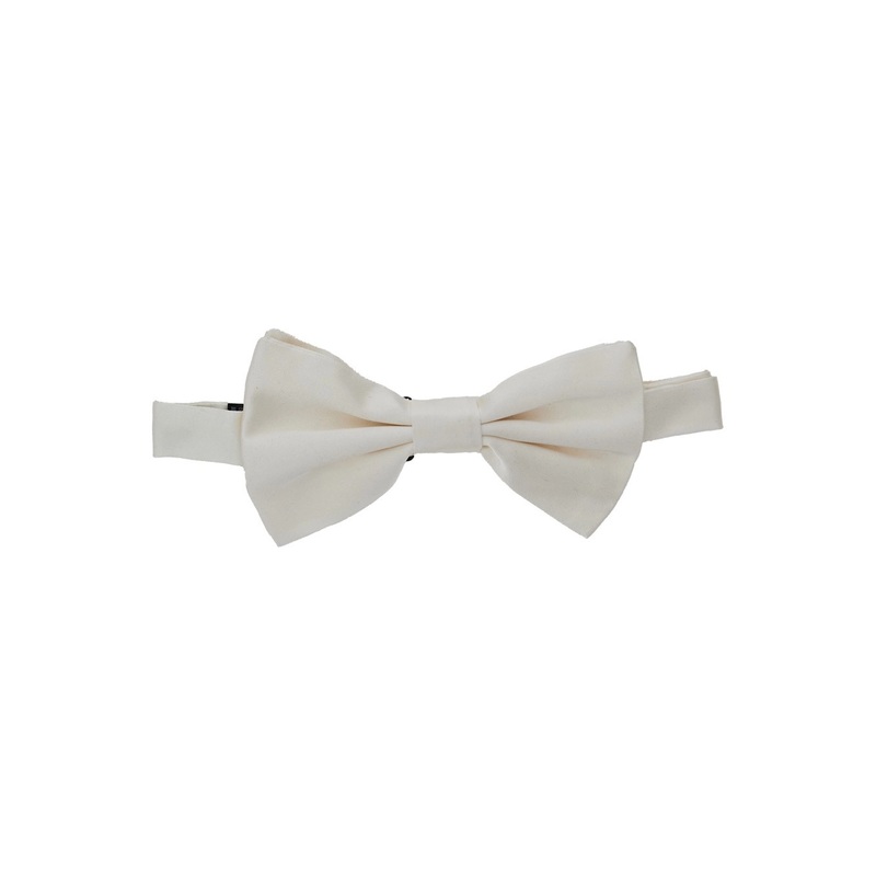 White Bowtie with Rear Hook Closure in Silk Man