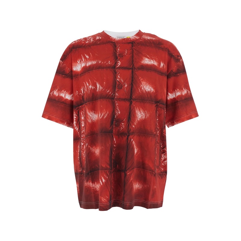 Red Crewneck T-Shirt with Quilted Effect Graphic Print on the Front and Logo Lettering on the Rear in Cotton Man