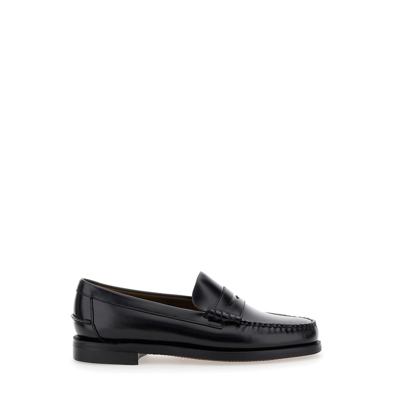 Black Pull-On Loafers in Leather Man