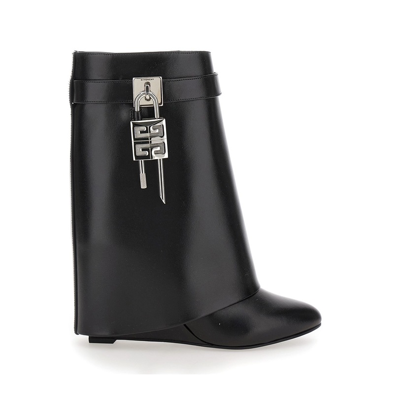 ‘Shark’ Black Ankle Boots with Padlock Detail and Slip-On Style in Leather Woman